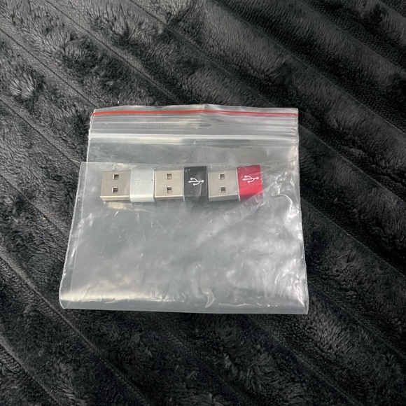 3 Pack USB-C Female to USB Male Adapter, Type C to USB Converter. - Picture 4 of 4